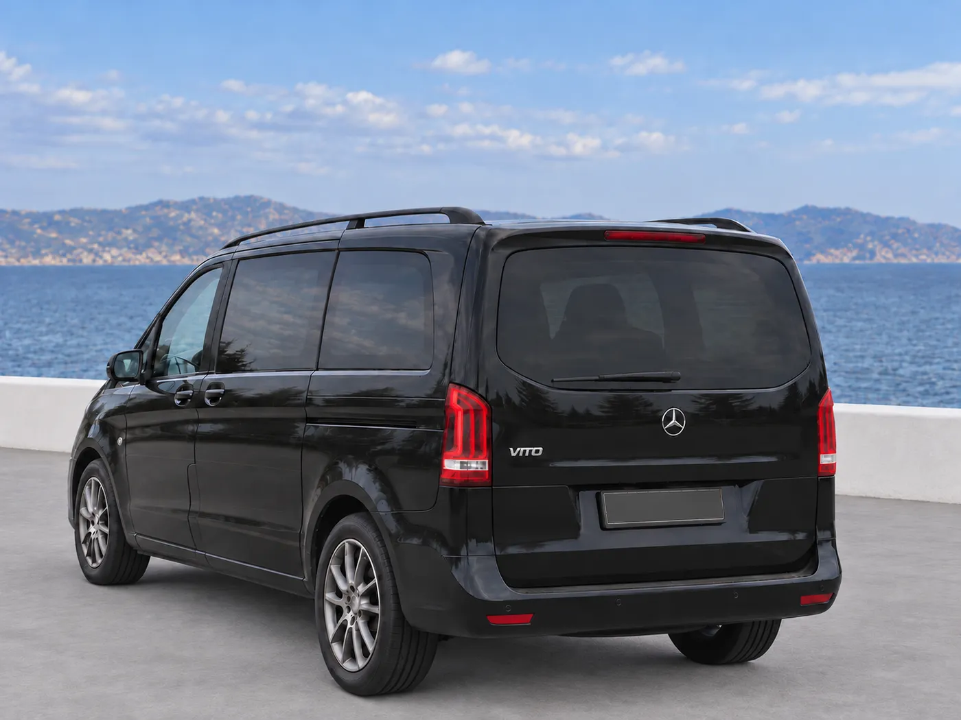 Black Mercedes-Benz Vito, rear view